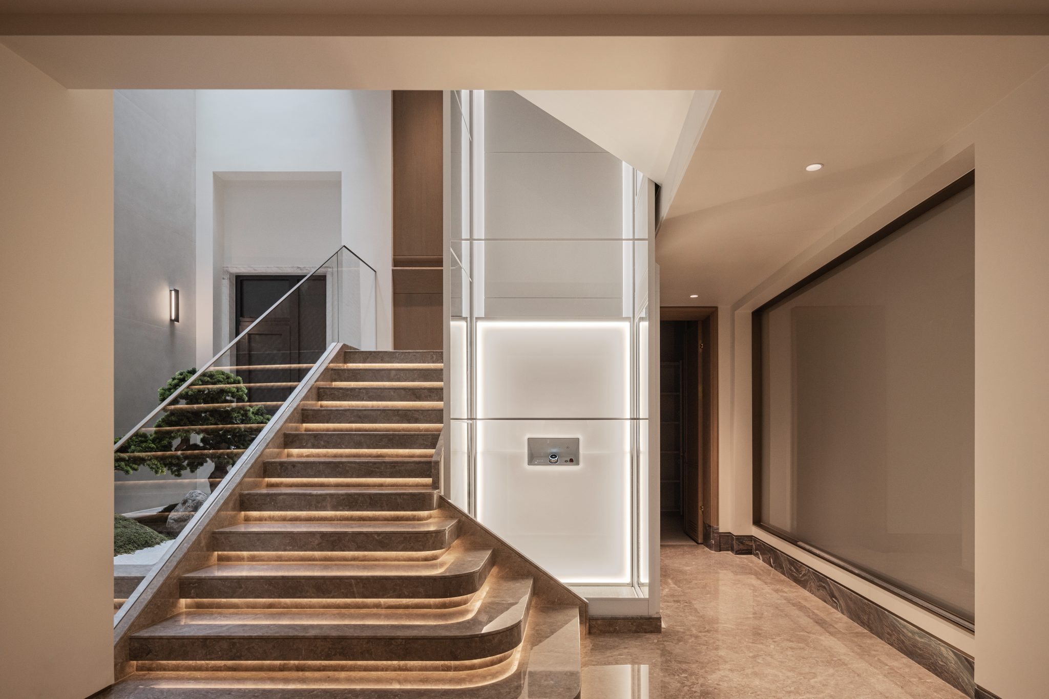 Aritco HomeLift ลิฟต์บ้านดีไซน์หรูจากสวีเดน โดย Alpha-Lift Thailand