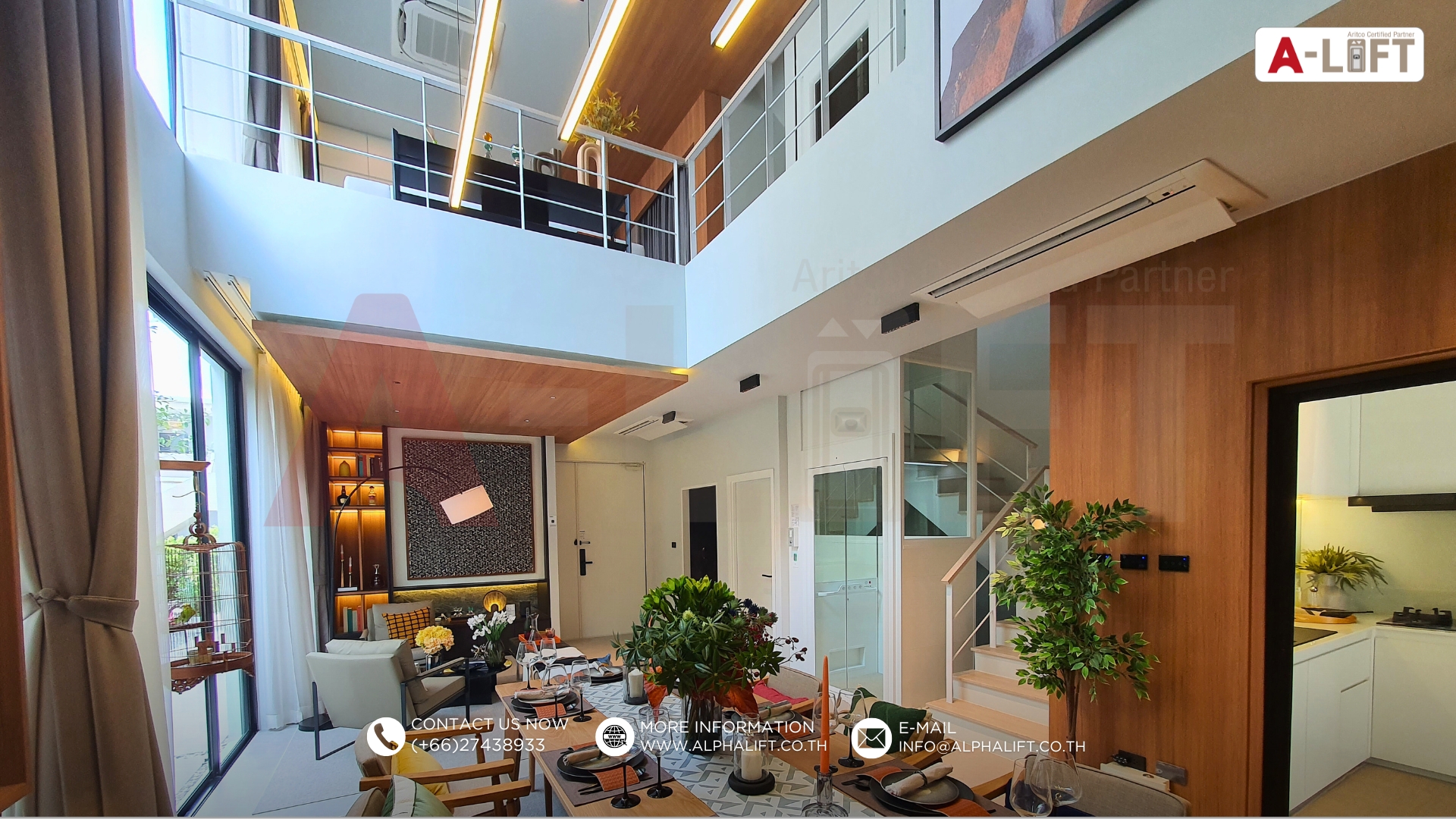 ลิฟต์บ้าน Aritco HomeLift Compact ที่ติดตั้งในบ้าน 4 ชั้น ดีไซน์โปร่งทันสมัย เหมาะสำหรับบ้านที่มีพื้นที่จำกัด