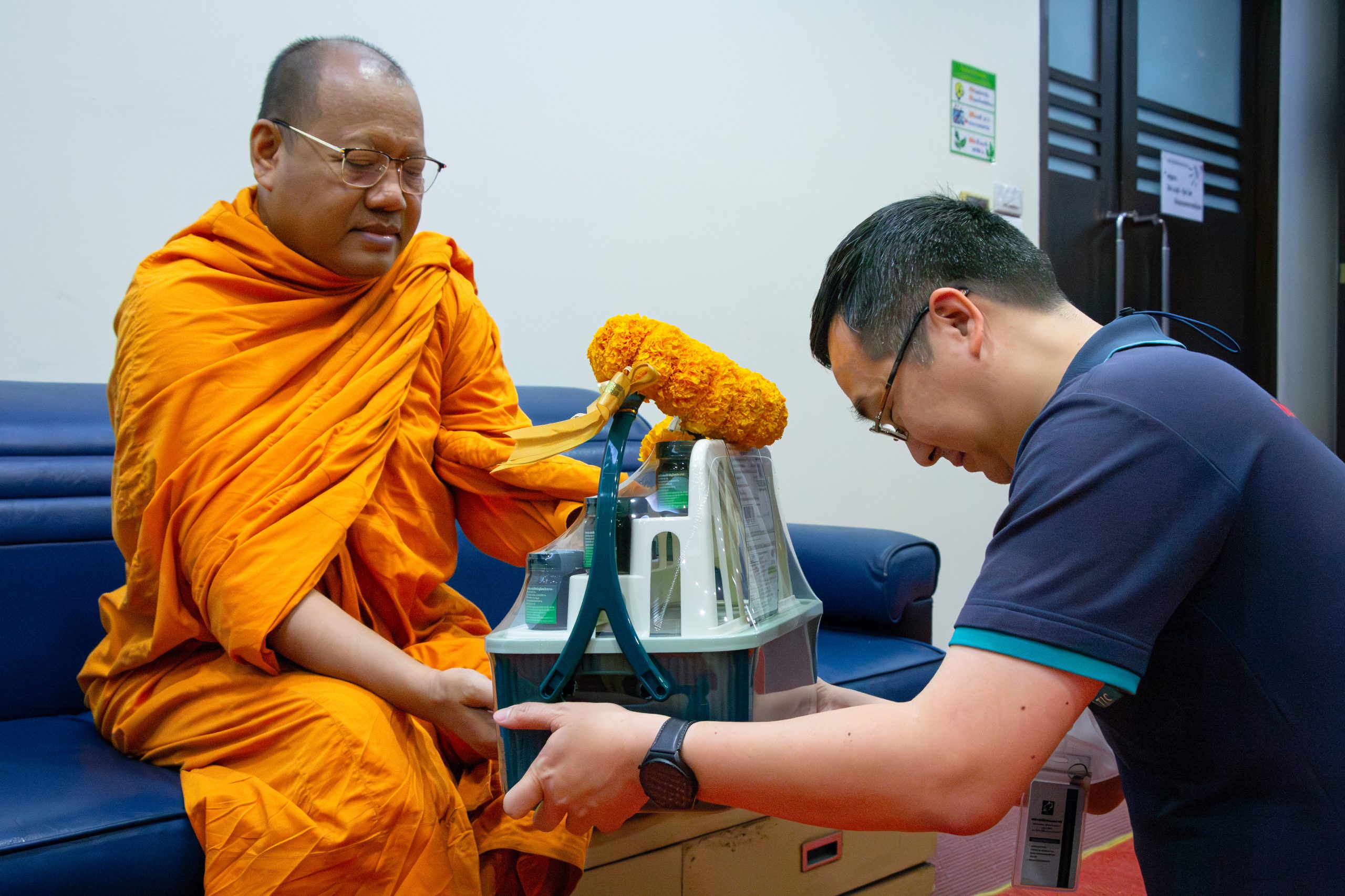 คณะผู้บริหารและพนักงานร่วมถวายสังฆทานในกิจกรรมทำบุญบริษัทของ TIC Solution Group ปี 2569