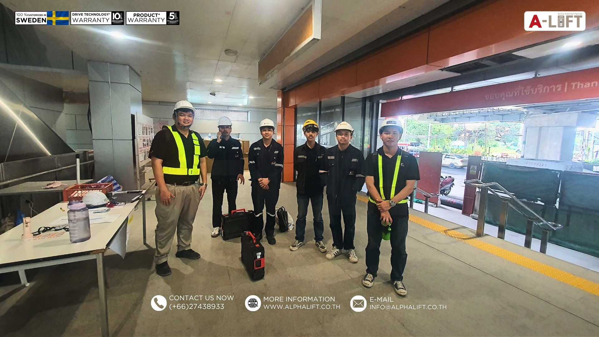 ทีมช่าง Alpha-Lift (Thailand) สำหรับงานติดตั้งและดูแลลิฟต์ Aritco ในโครงการพื้นที่สาธารณะและสถานีรถไฟฟ้า