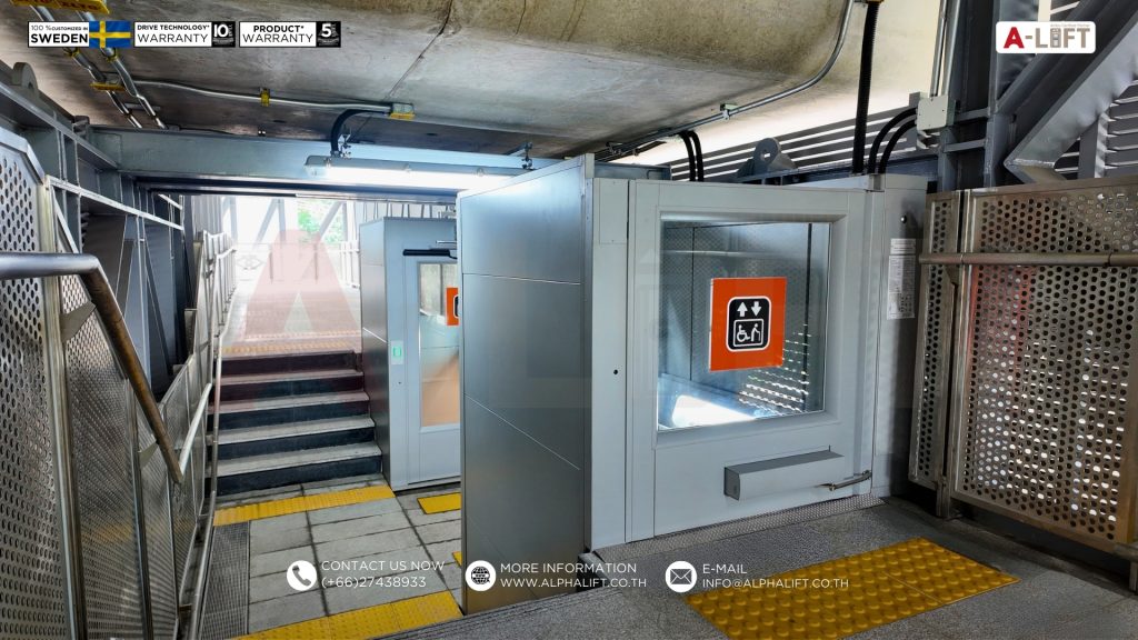 ลิฟต์สำหรับผู้ใช้รถเข็นวีลแชร์ Aritco PublicLift Access ติดตั้งภายในสถานีรถไฟฟ้า MRT กรุงเทพมหานคร รองรับการใช้งานผู้พิการในพื้นที่จำกัดอย่างปลอดภัย